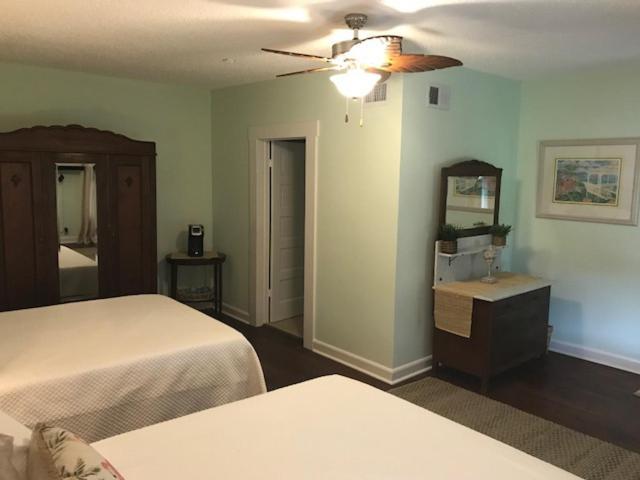 Lake Minneola Inn Экстерьер фото